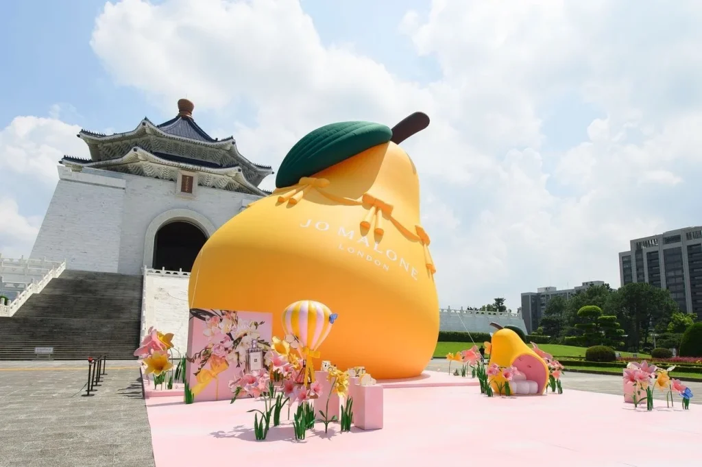 裝置藝術
